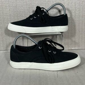 Pro-Keds Athletic Low Top Canvas Black/White Sneakers 7.5